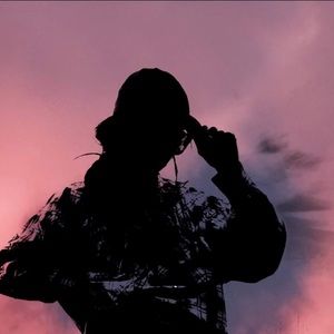 Meet your Posher, Avery